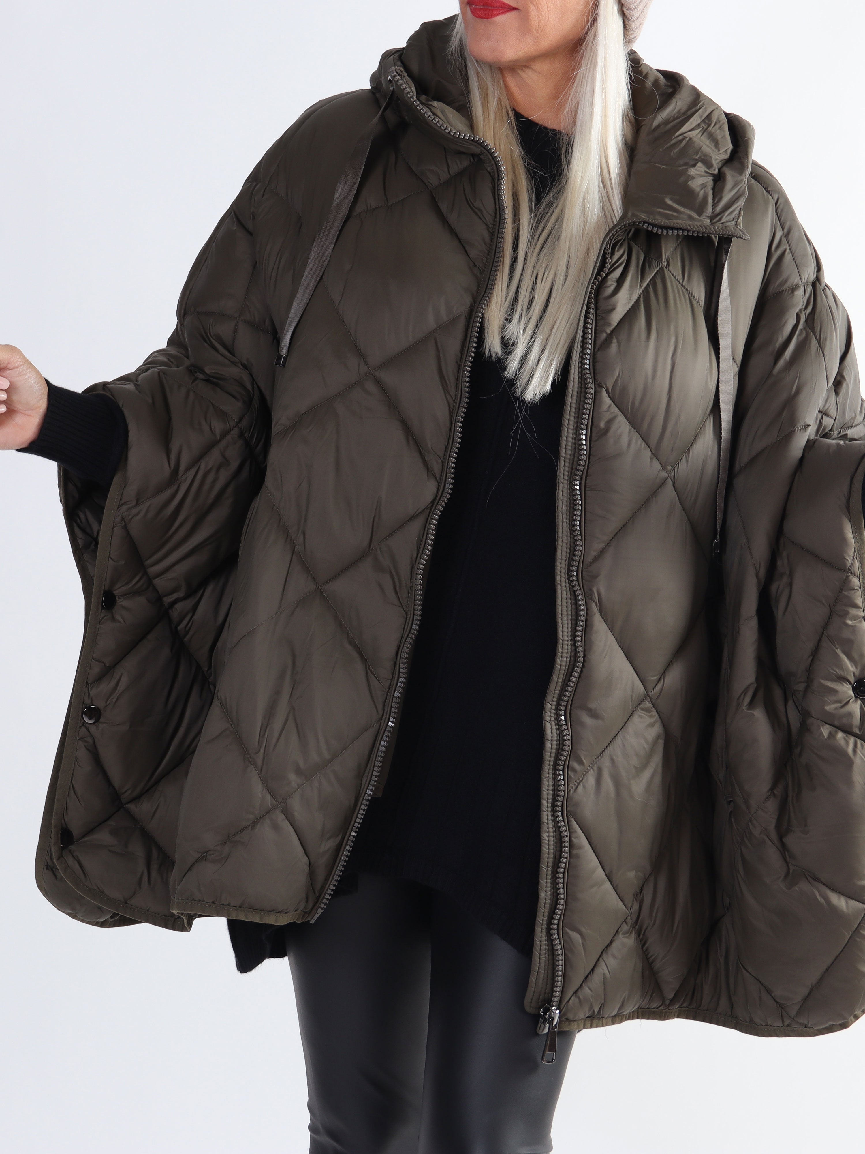 Floriza - Kort plus size dunjacka i oversized passform
